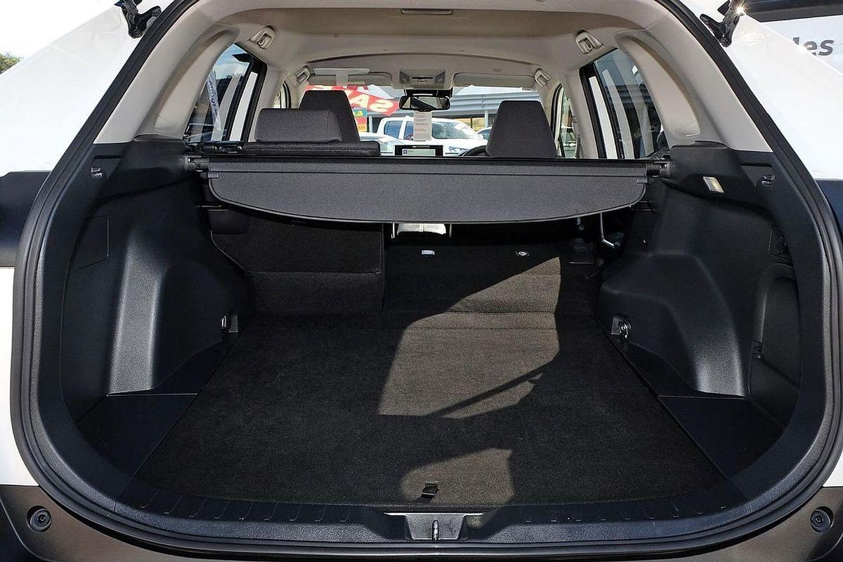 2024 Toyota RAV4 GXL AXAH52R