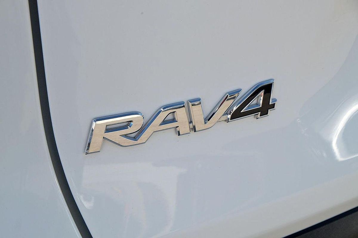 2024 Toyota RAV4 GXL AXAH52R