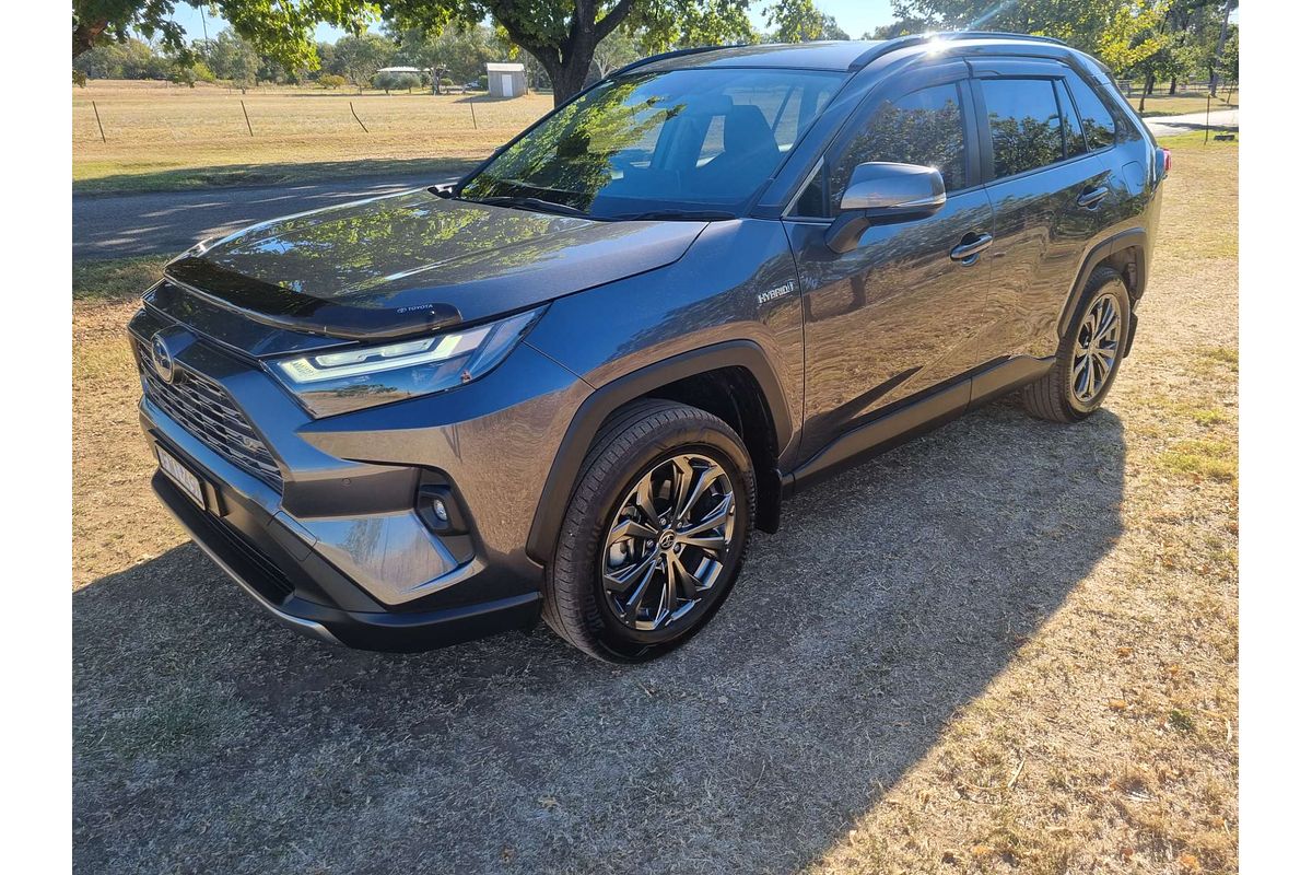 2024 Toyota RAV4 GXL AXAH52R