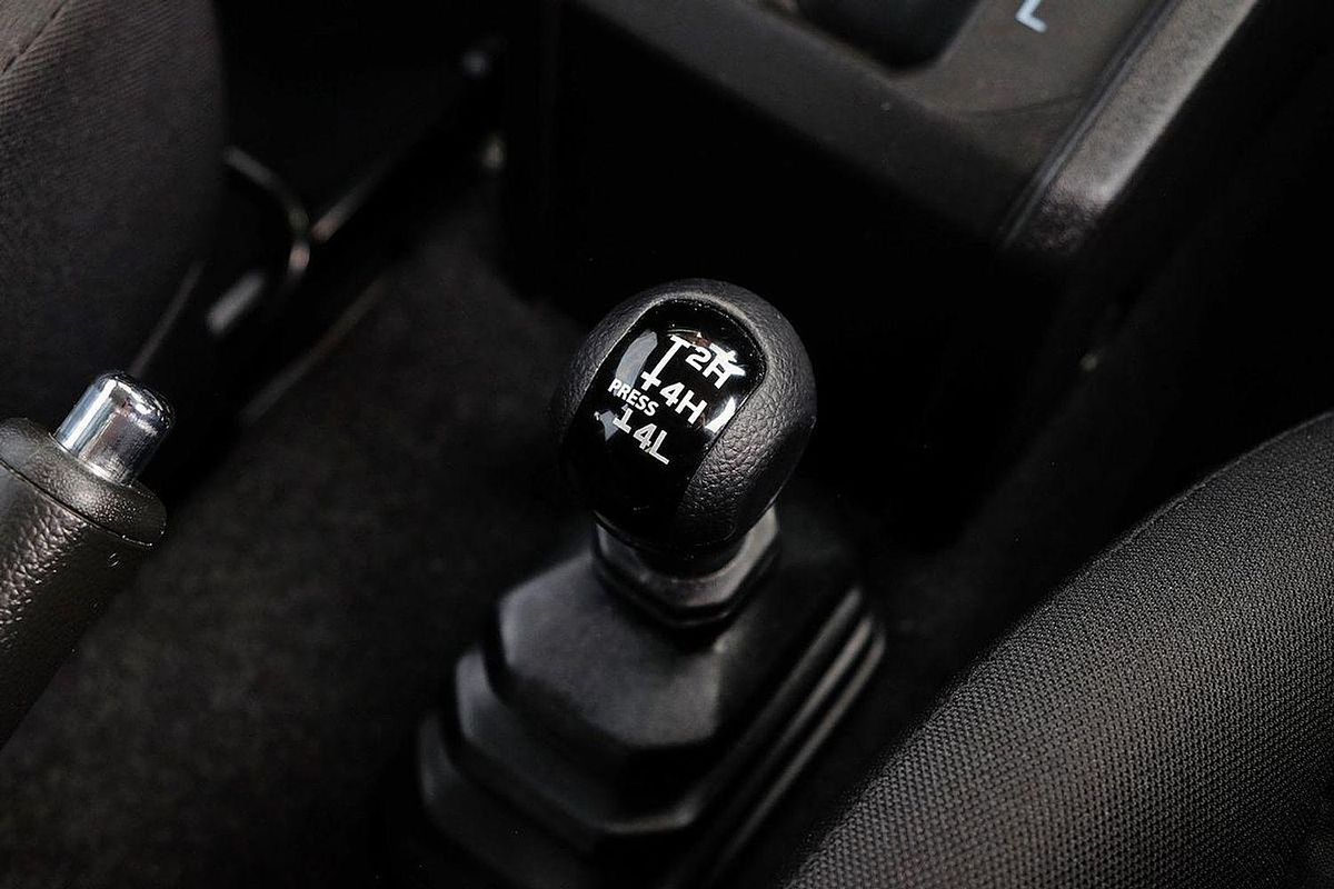 2024 Suzuki Jimny GLX GJ