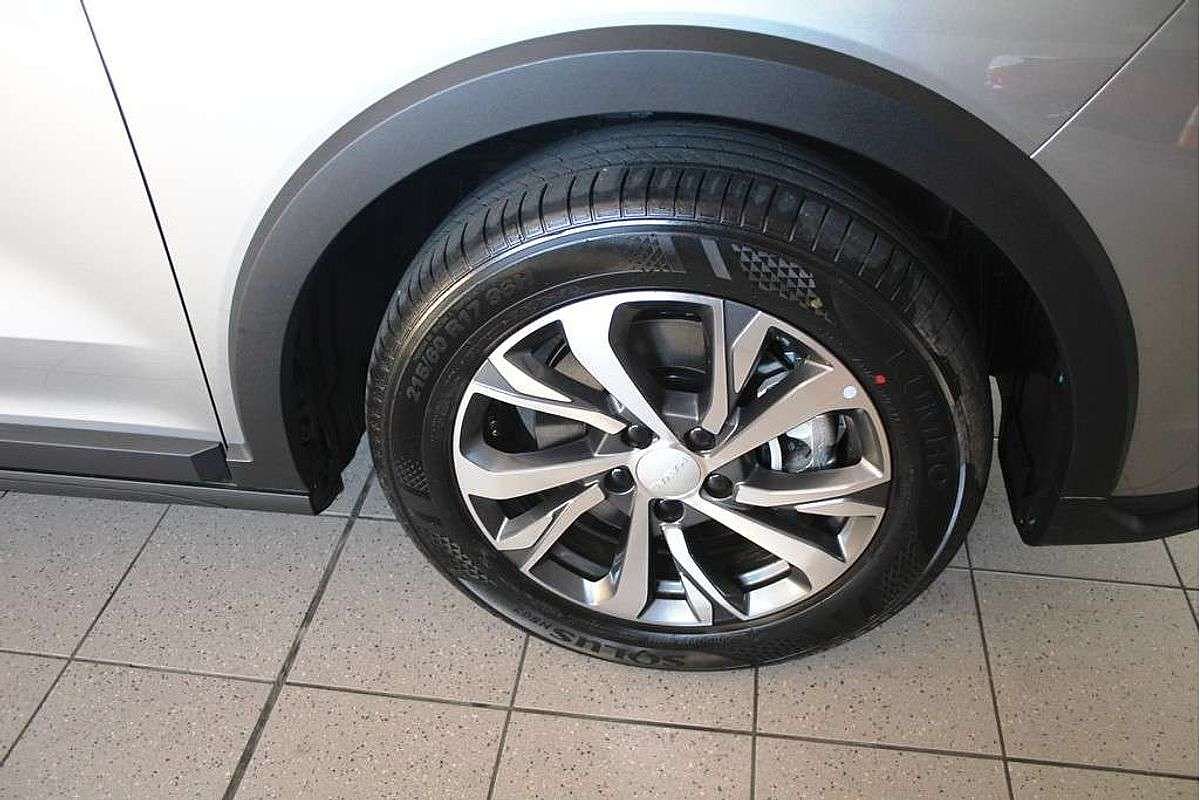 Jolion Facelift Premium Petrol Auto 4x2