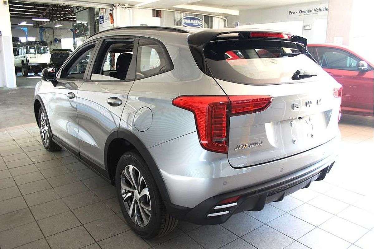 Jolion Facelift Premium Petrol Auto 4x2