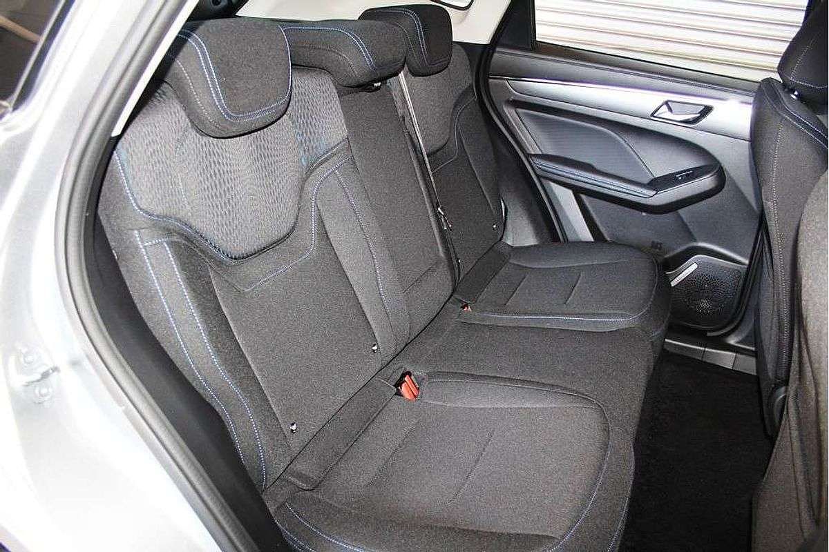 Jolion Facelift Premium Petrol Auto 4x2