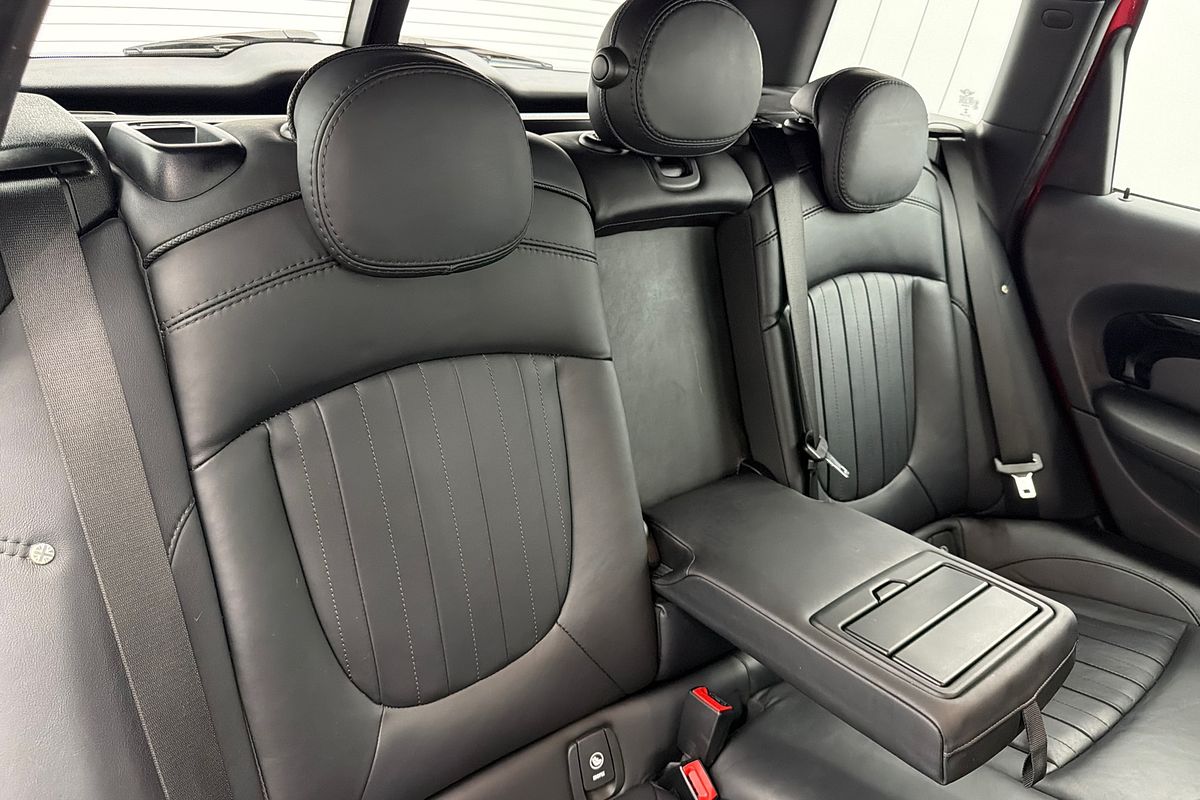 2017 MINI Clubman John Cooper Works F54