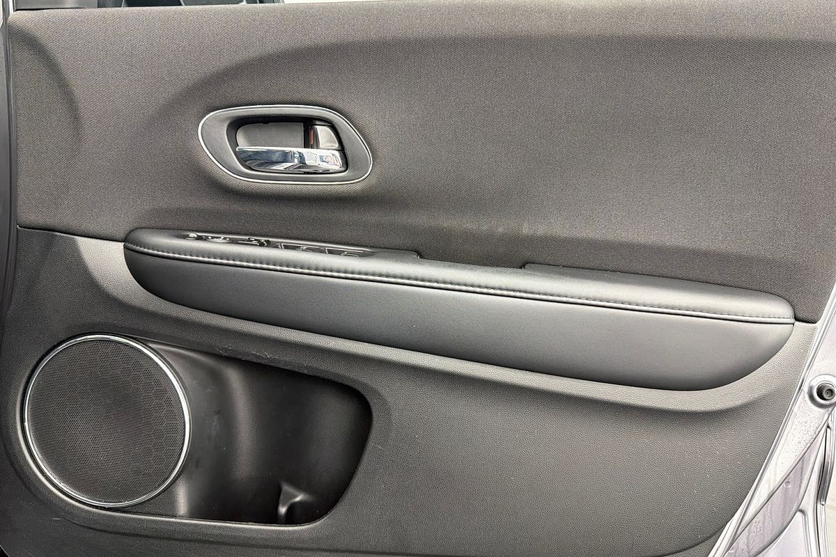 2021 Honda HR-V VTi-S