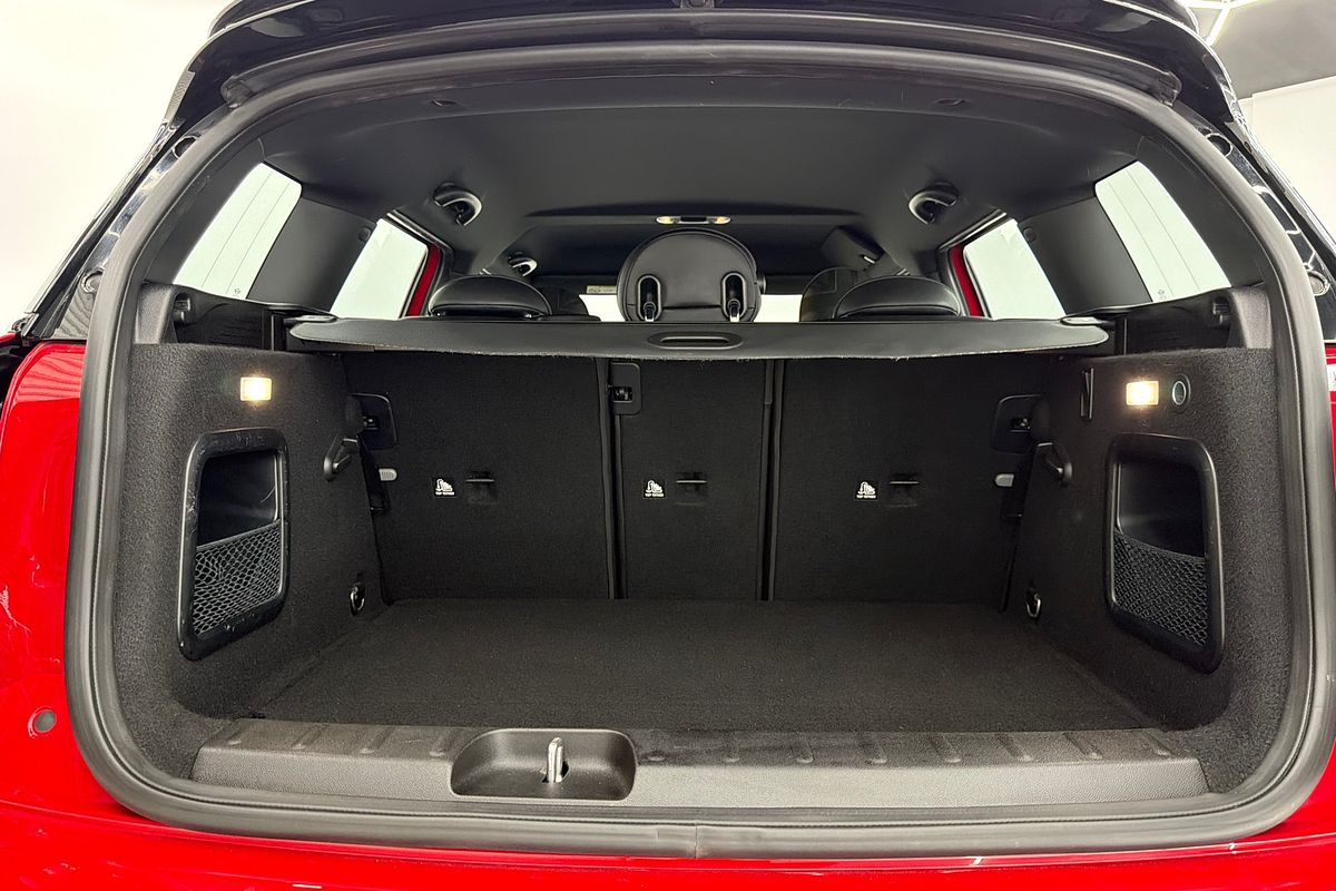 2017 MINI Clubman John Cooper Works F54