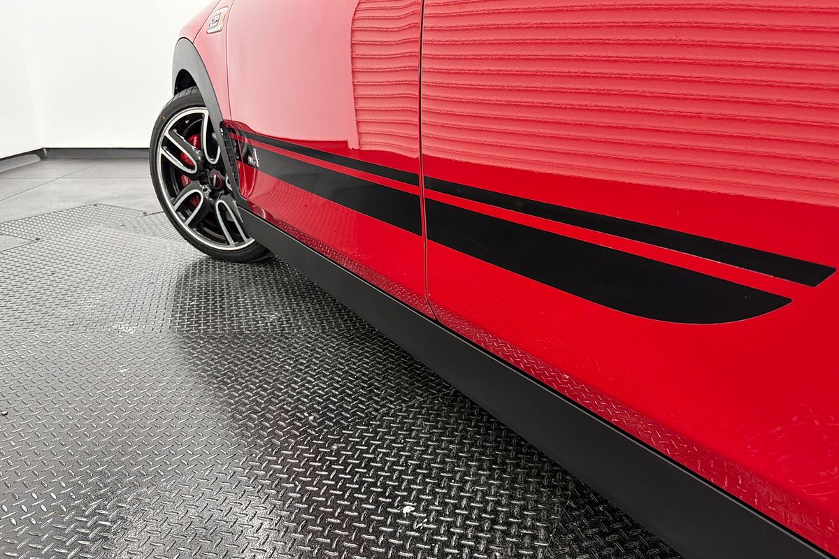 2017 MINI Clubman John Cooper Works F54