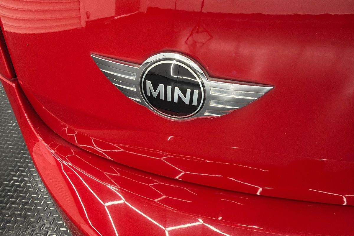 2017 MINI Clubman John Cooper Works F54