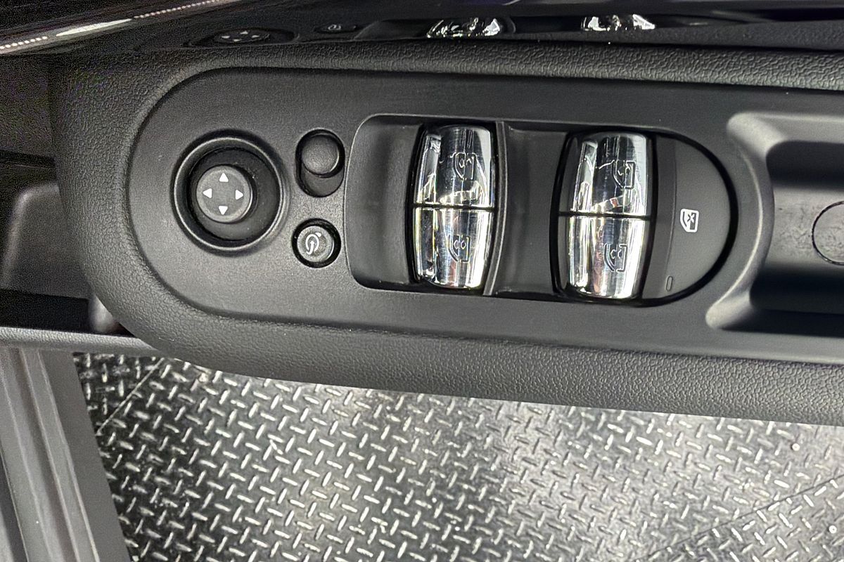 2017 MINI Clubman John Cooper Works F54