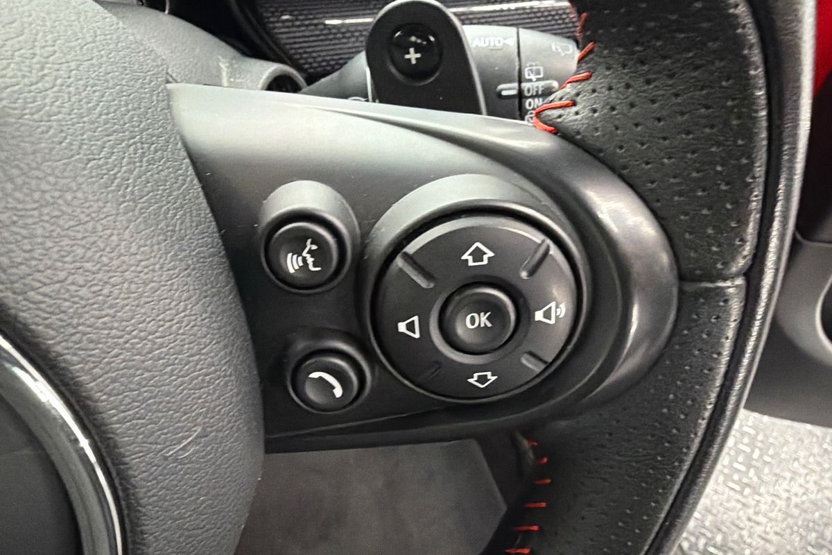 2017 MINI Clubman John Cooper Works F54