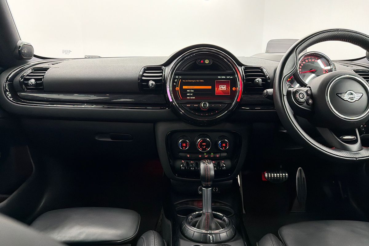 2017 MINI Clubman John Cooper Works F54