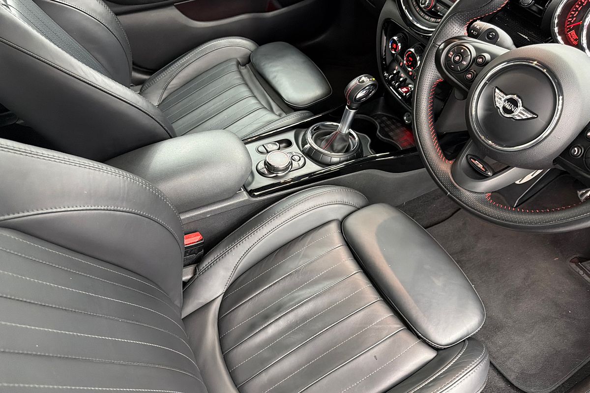 2017 MINI Clubman John Cooper Works F54