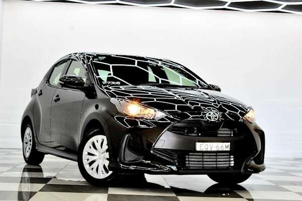 2021 Toyota YARIS ASCENT SPORT MXPA10R