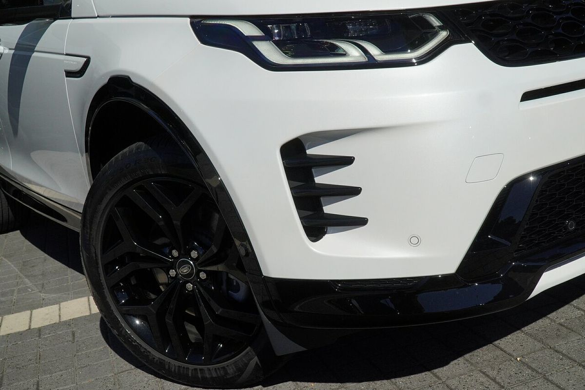 2025 Land Rover Discovery Sport P250 Landmark L550