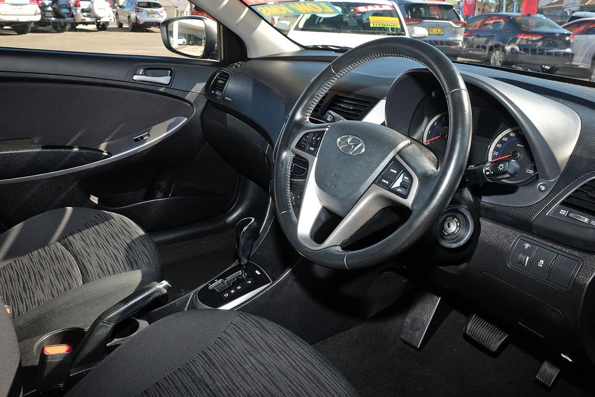 2018 Hyundai Accent SPORT RB6 MY18