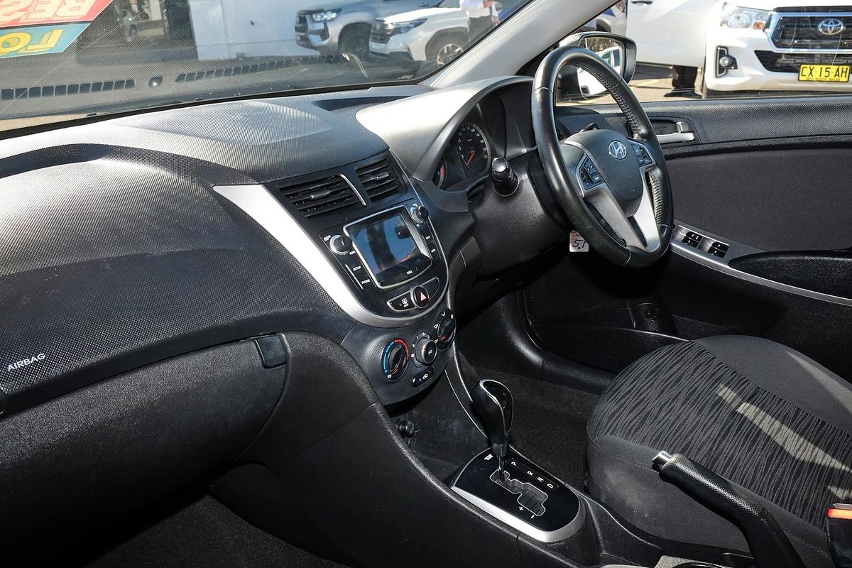 2018 Hyundai Accent SPORT RB6 MY18