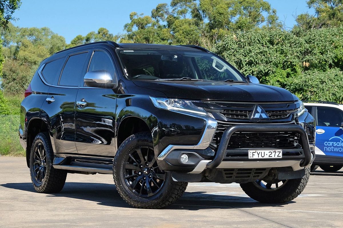 2019 Mitsubishi Pajero Sport Black Edition QE