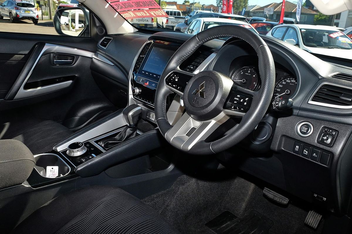 2024 Mitsubishi Pajero Sport GLS QG