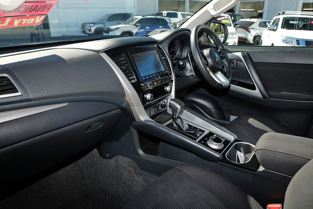 2024 Mitsubishi Pajero Sport GLS QG