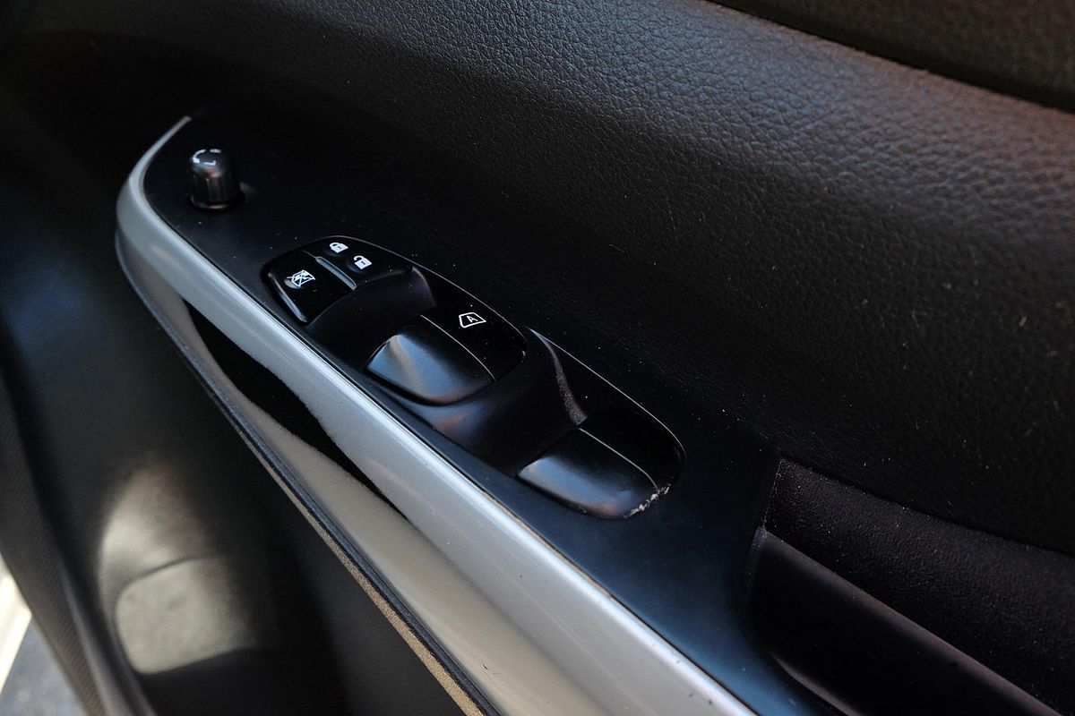 2017 Nissan Navara ST D23 Series 2 4X4