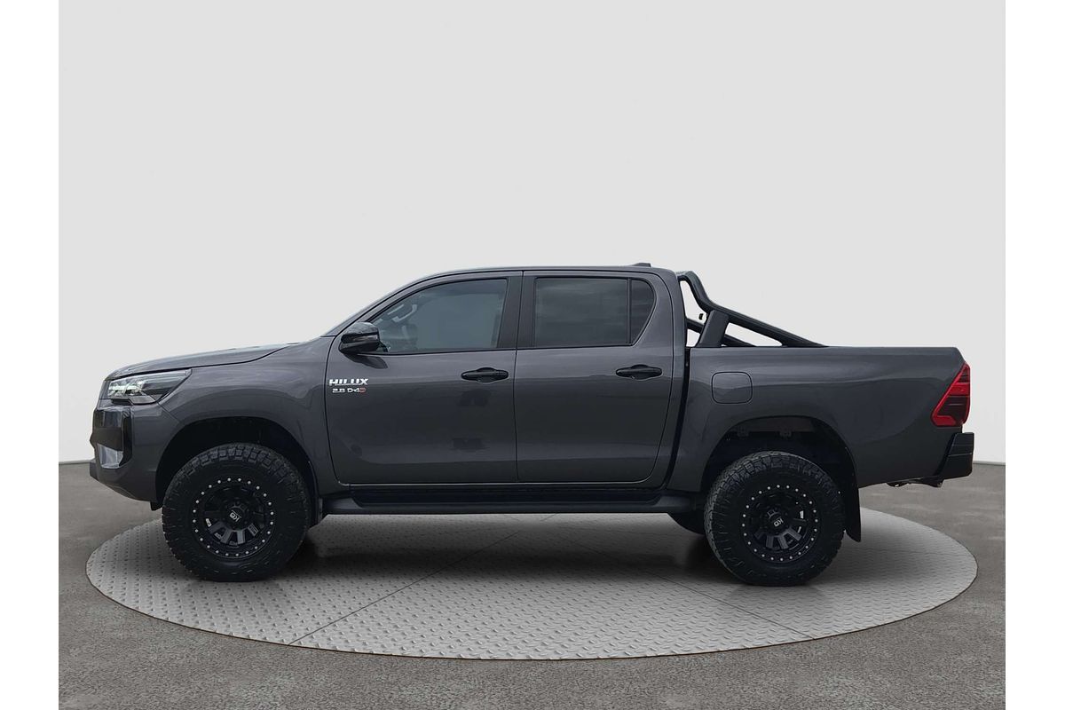 2025 Toyota Hilux SR5 48V GUN126R 4X4