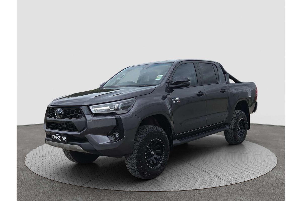 2025 Toyota Hilux SR5 48V GUN126R 4X4