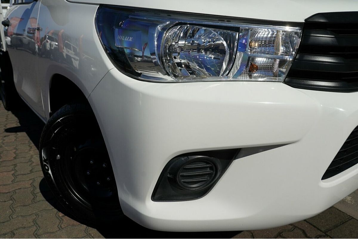 2015 Toyota Hilux Workmate TGN121R Rear Wheel Drive