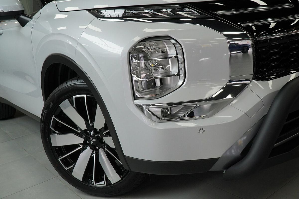 2025 Mitsubishi Outlander Aspire ZM