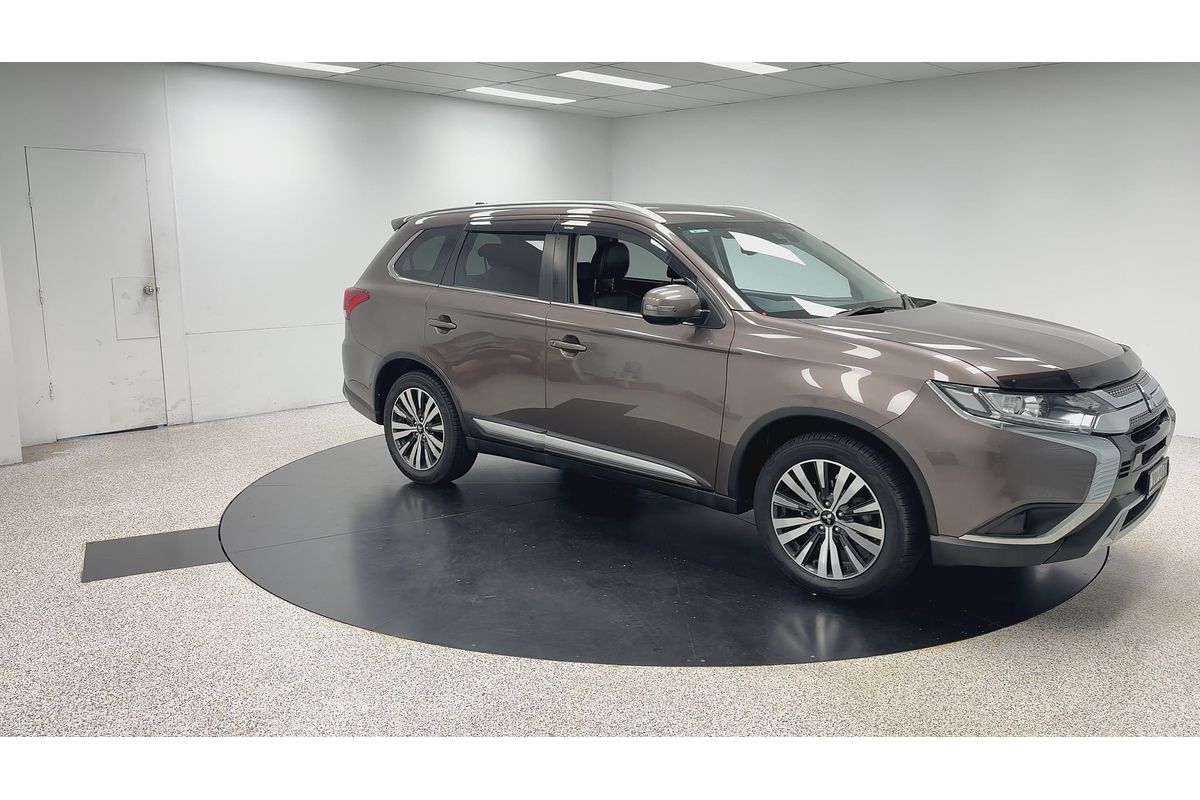 2021 Mitsubishi Outlander LS ZL