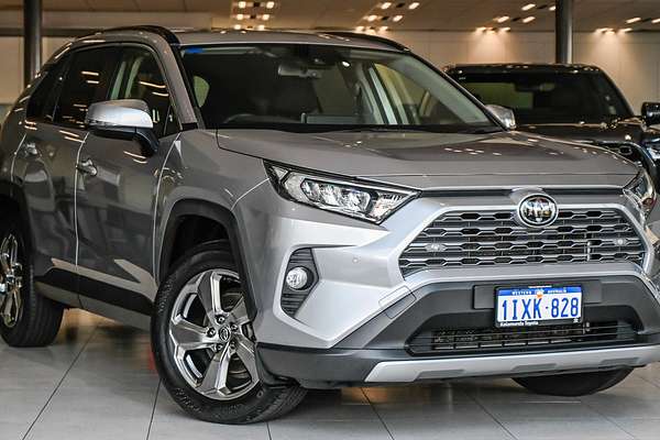 2020 Toyota RAV4 GXL MXAA52R