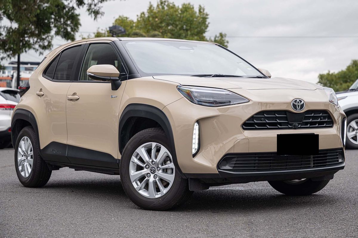 2025 Toyota Yaris Cross GXL