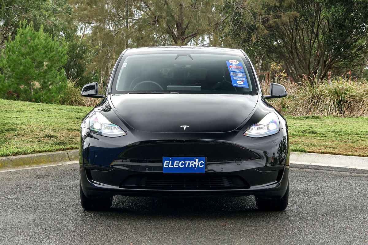2022 Tesla Model Y Rear-Wheel Drive
