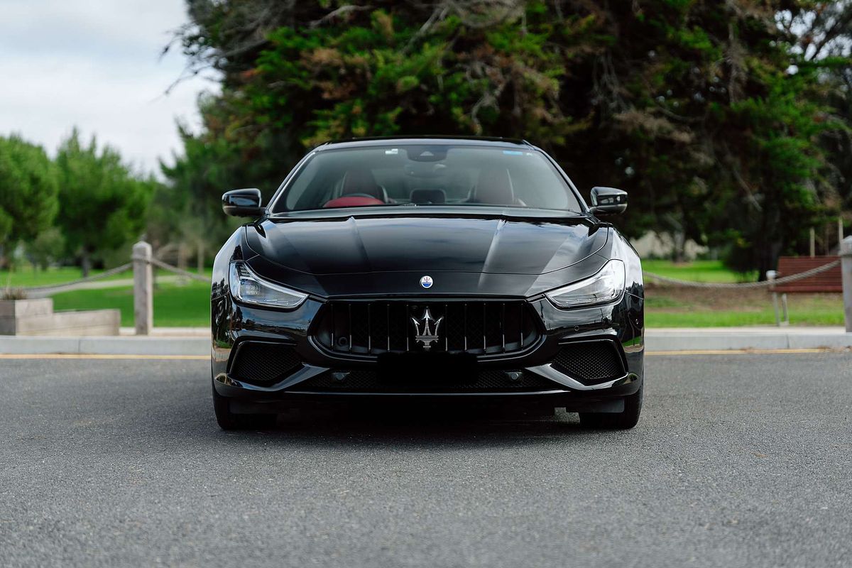 2018 Maserati Ghibli GranSport M157