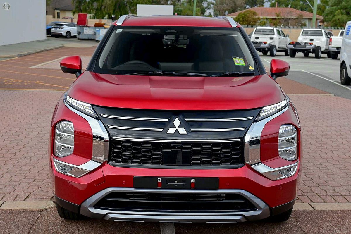 2025 Mitsubishi Outlander LS ZM