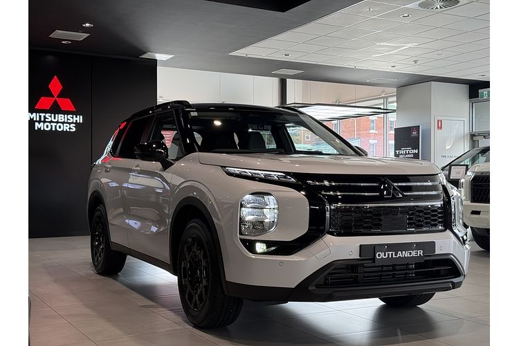 2026 Mitsubishi Outlander LS ZM