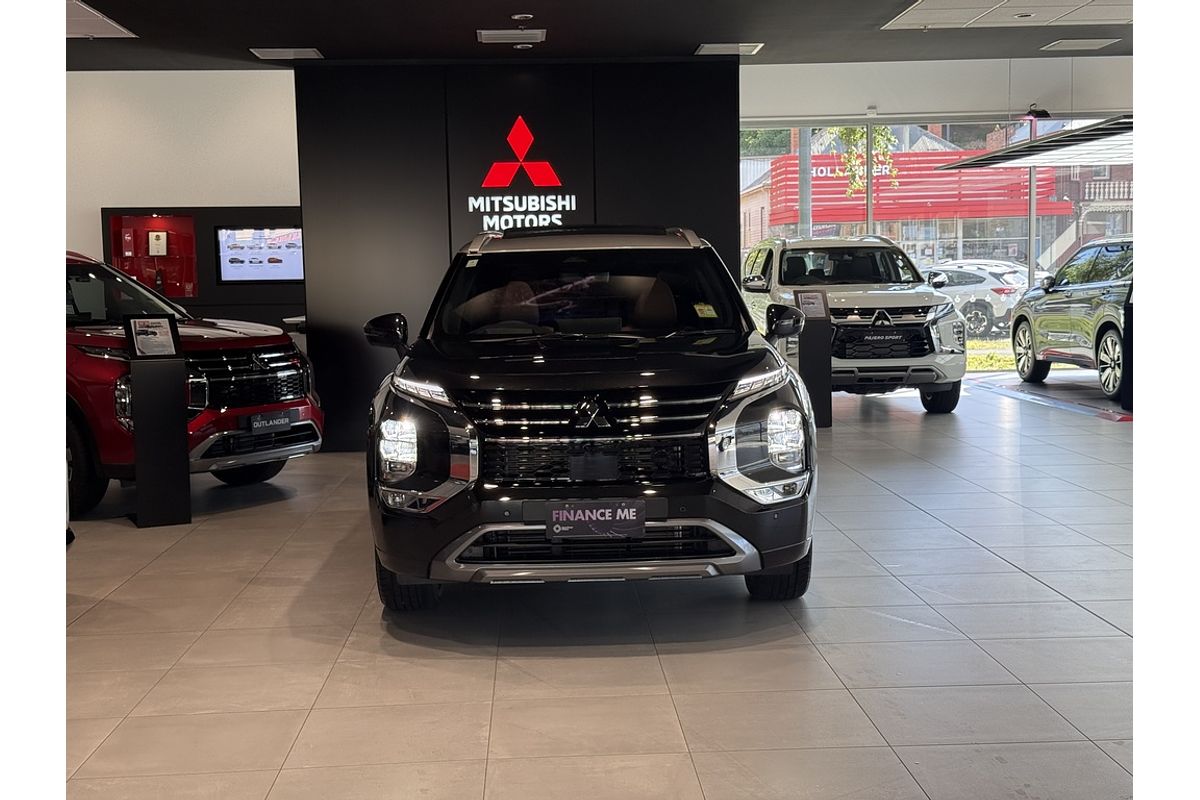 2026 Mitsubishi Outlander Exceed Tourer ZM