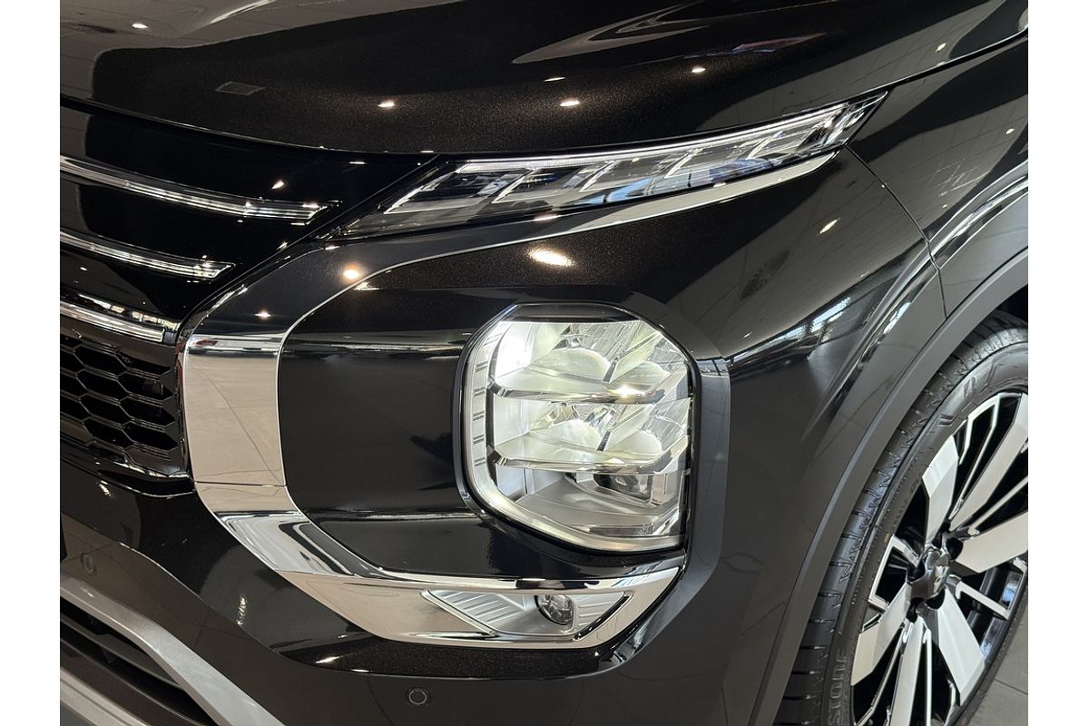 2025 Mitsubishi ZM Outlander EXCEED TOURER 2.5 AWD 5S