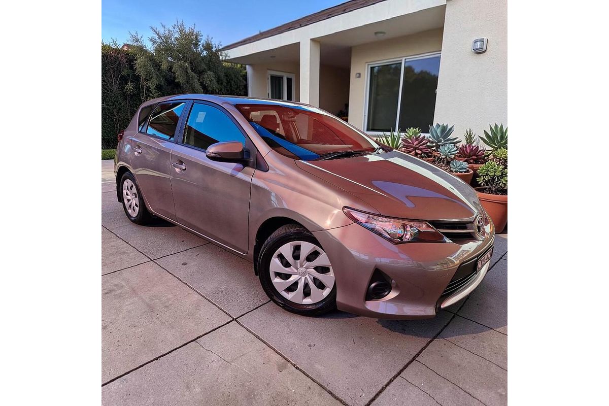 2013 Toyota Corolla Ascent ZRE182R
