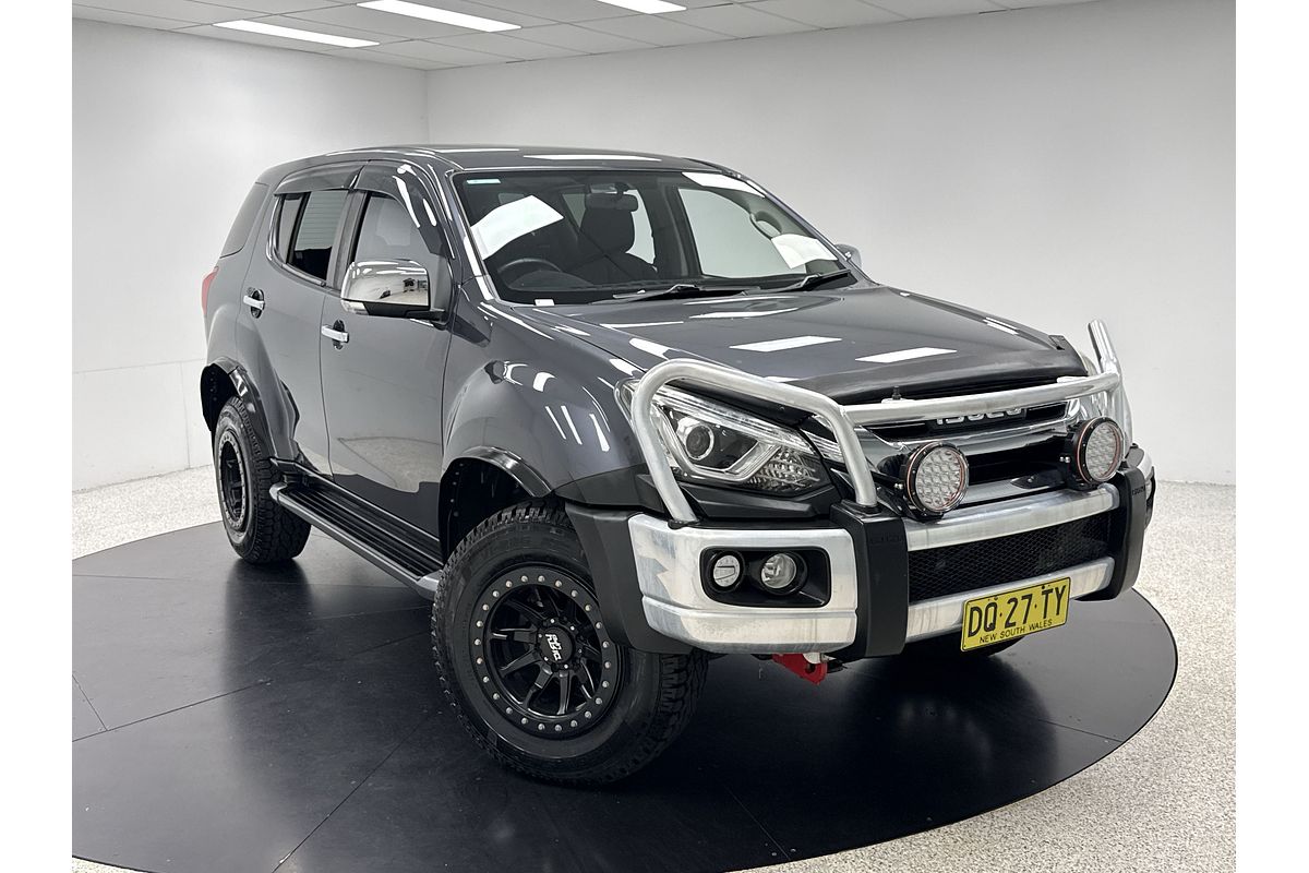 2020 Isuzu MU-X LS-U