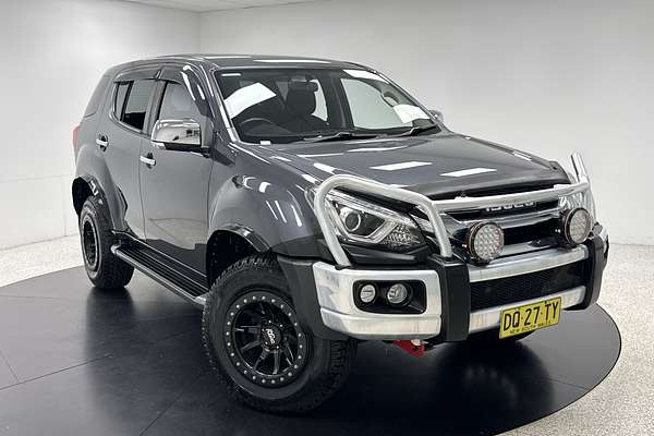 2020 Isuzu MU-X LS-U