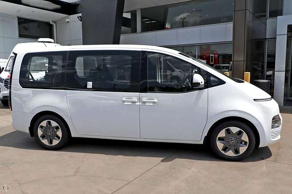 2026 Hyundai STARIA US4.V3