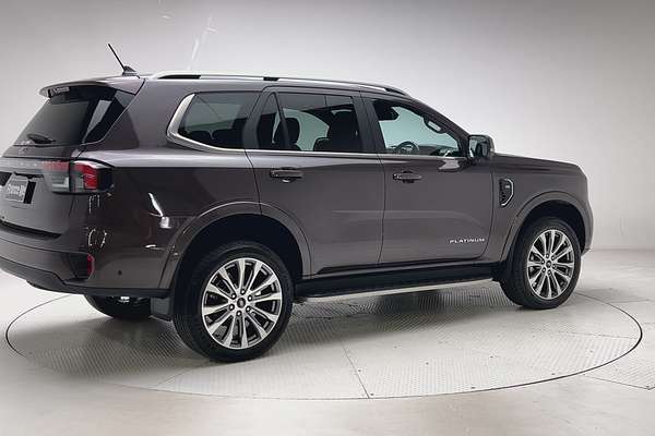 2024 Ford Everest Platinum 3.0L thumb-7
