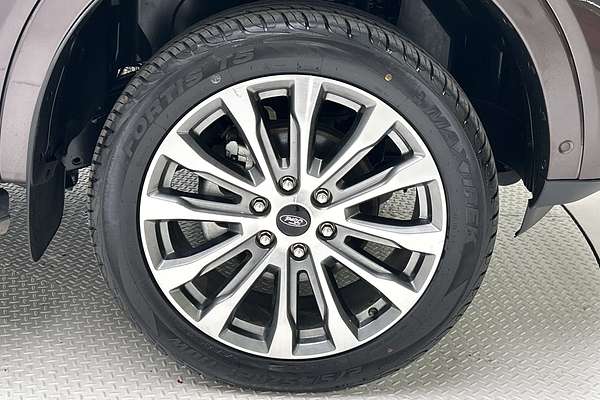 2024 Ford Everest Platinum 3.0L thumb-9