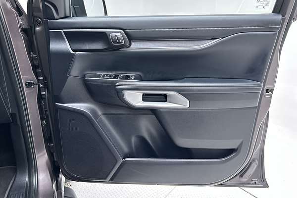 2024 Ford Everest Platinum 3.0L thumb-18