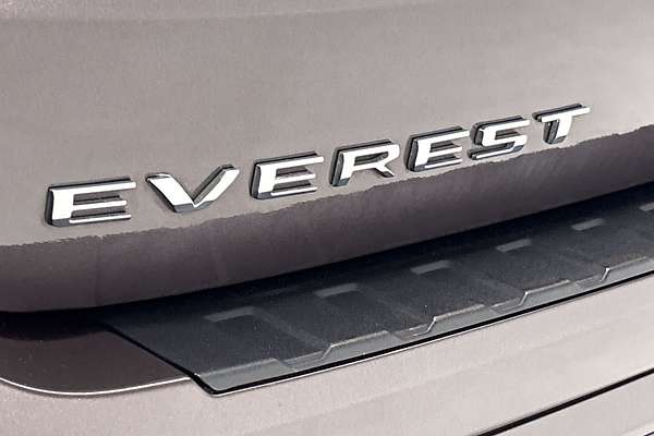 2024 Ford Everest Platinum 3.0L thumb-21