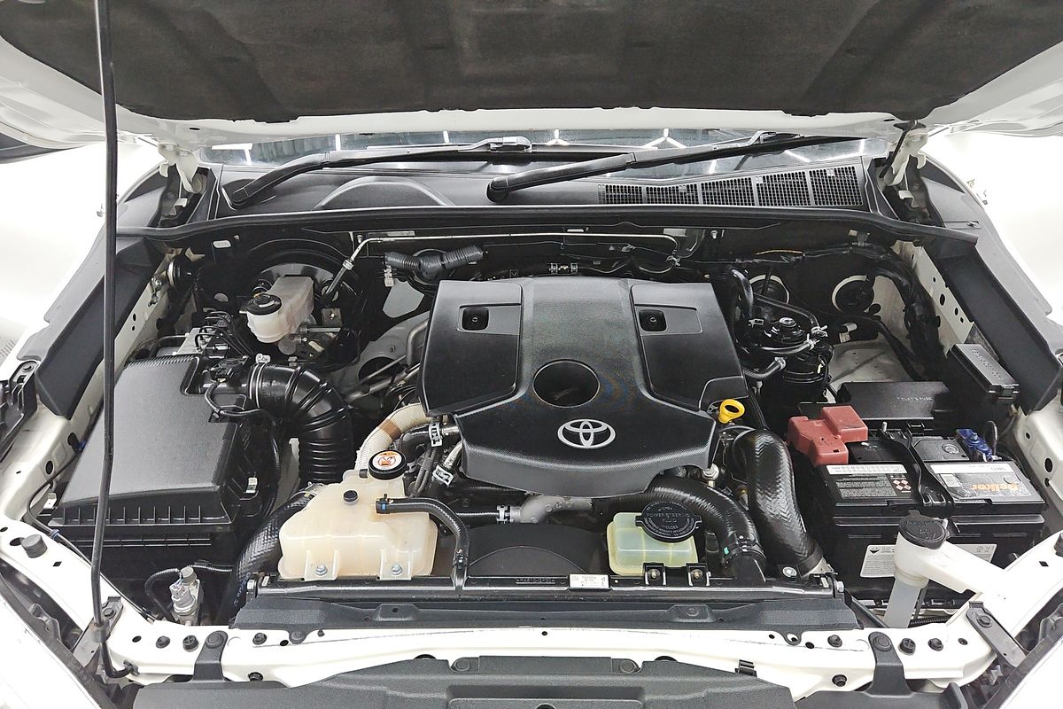 2020 Toyota Hilux SR GUN126R 4X4