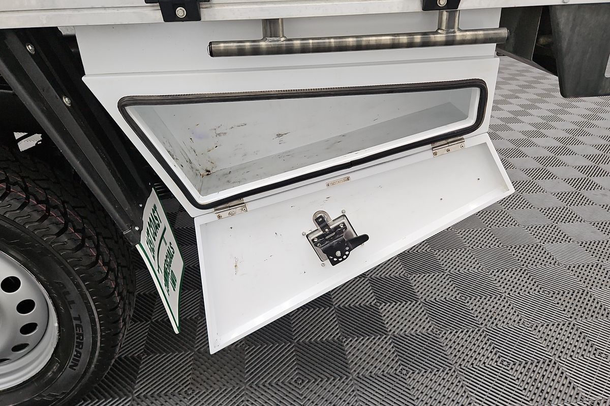 2020 Toyota Hilux SR GUN126R 4X4