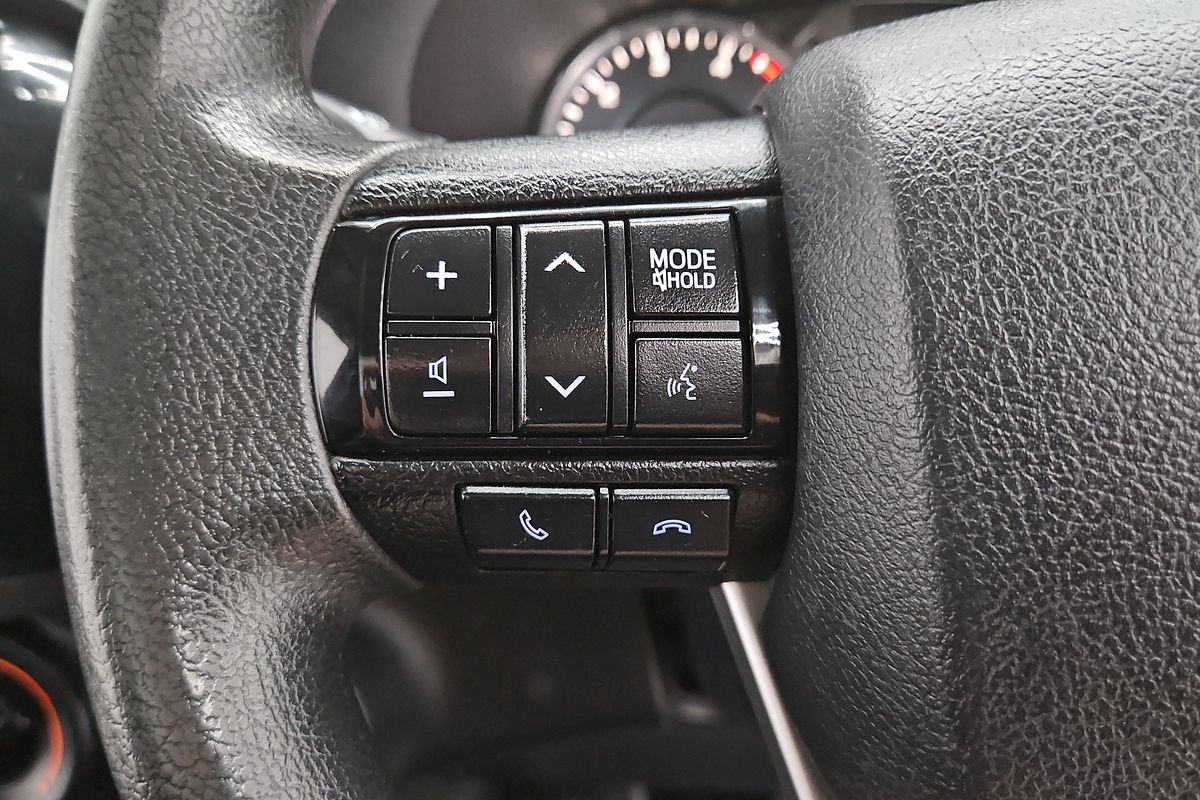 2020 Toyota Hilux SR GUN126R 4X4