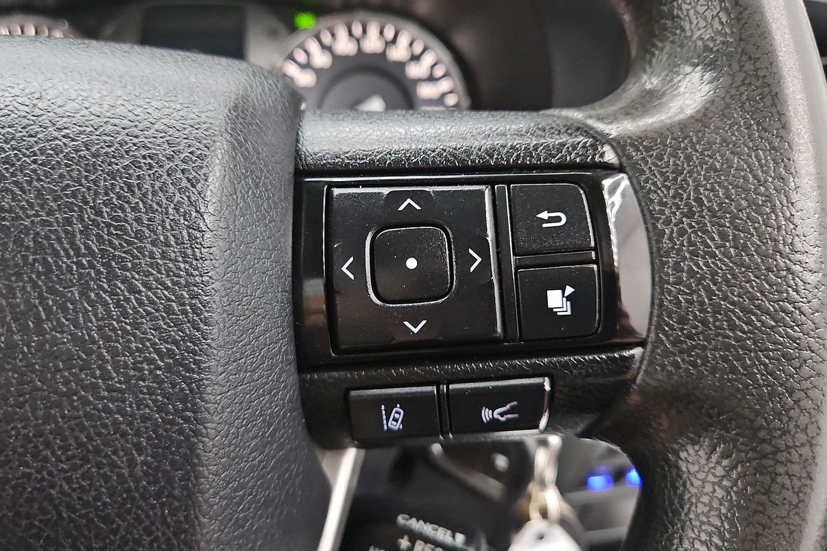 2020 Toyota Hilux SR GUN126R 4X4