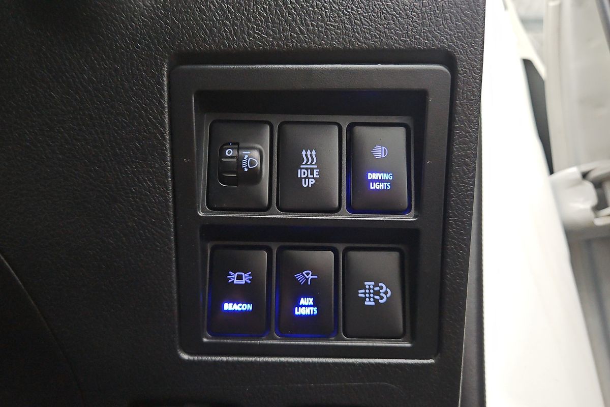 2020 Toyota Hilux SR GUN126R 4X4